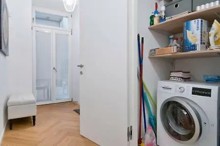 Sisi * Відень